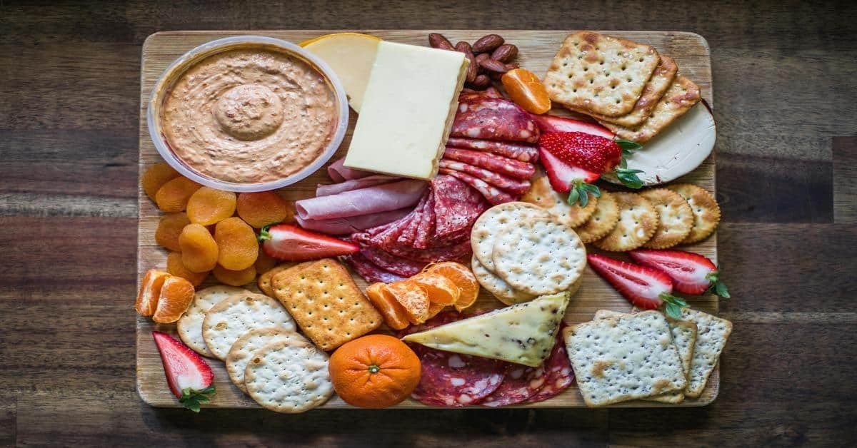 How to Build the Perfect Cheese Board for Any Occasion