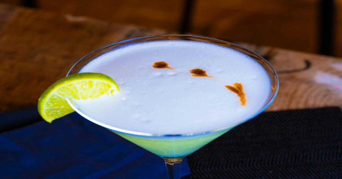 Mastering the Pisco Sour: Tips for Crafting Peru’s Signature Cocktail