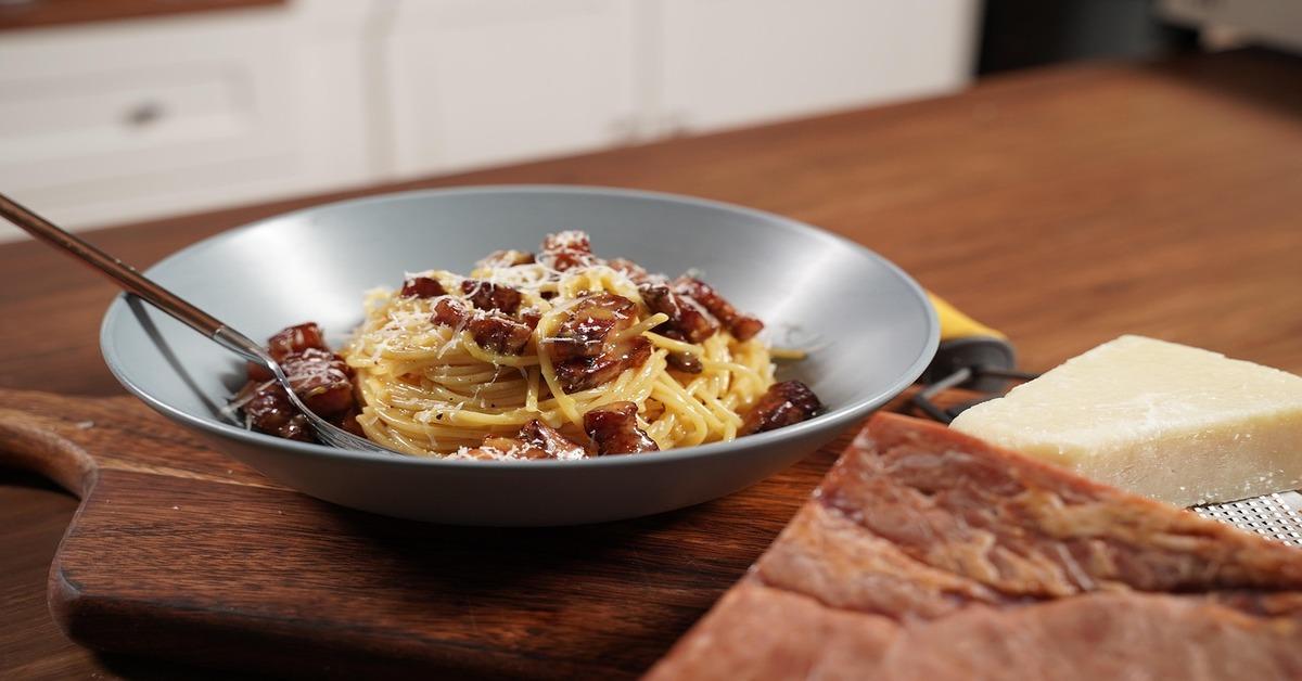 Italian Carbonara: The Classic Pasta Dish You Need to Try