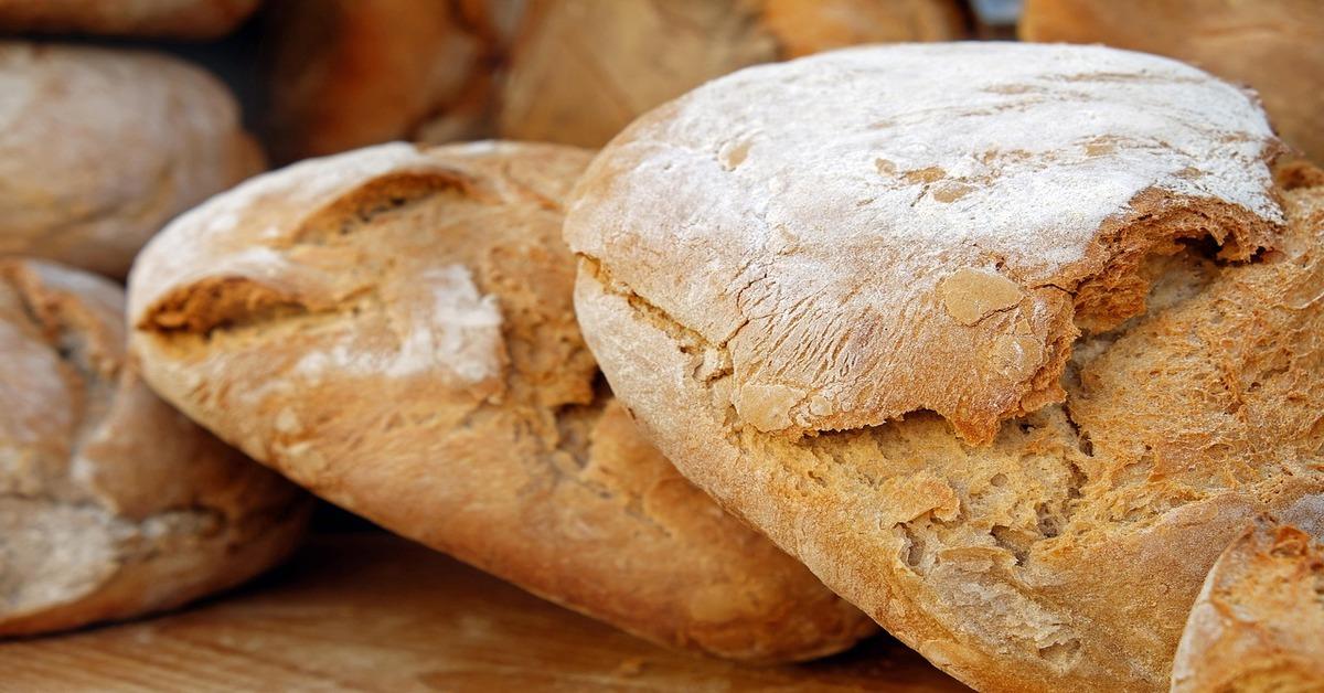 Aussie Damper Bread: The Outback’s Traditional Campfire Loaf